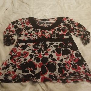 Maurices size large red white and black euc